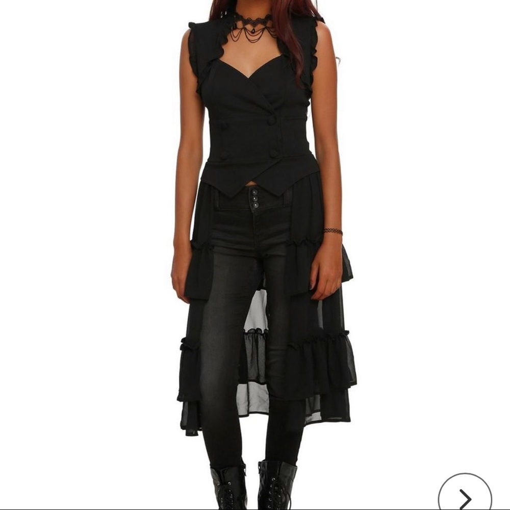 Hot Topic Black Ruffled Sleeveless Top